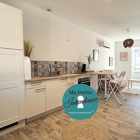 Le Talia - Terrasse Apartment Auch Bagian luar foto